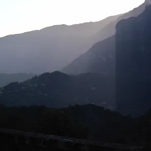 La Maison De 3* La Tour